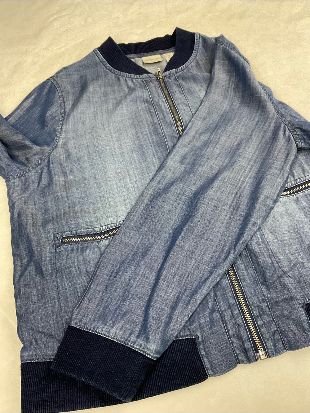 Zenergy by Chico’s Zip up Lightweight Jacket Chambray Size 12 - Picture 7 of 10